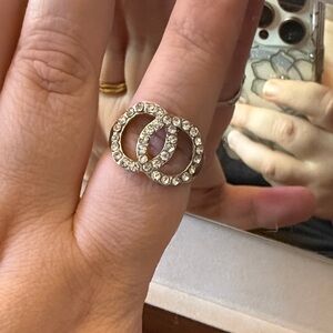 Elegant Silver Crystal Ring